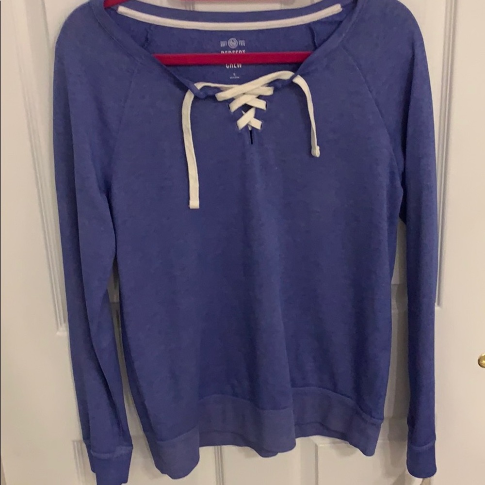 NWT Lace-up Pullover